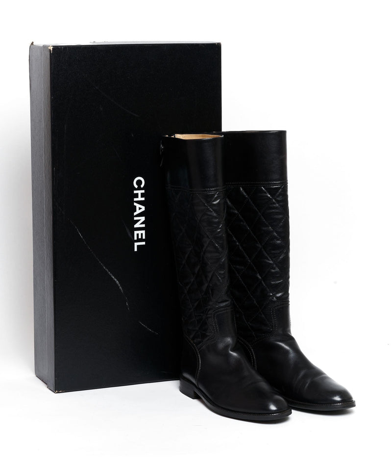 Chanel Chanel quilted riding boot black