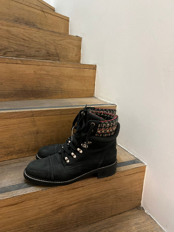 Chanel Chanel Tartan Black Boots Size 41 ASC1219