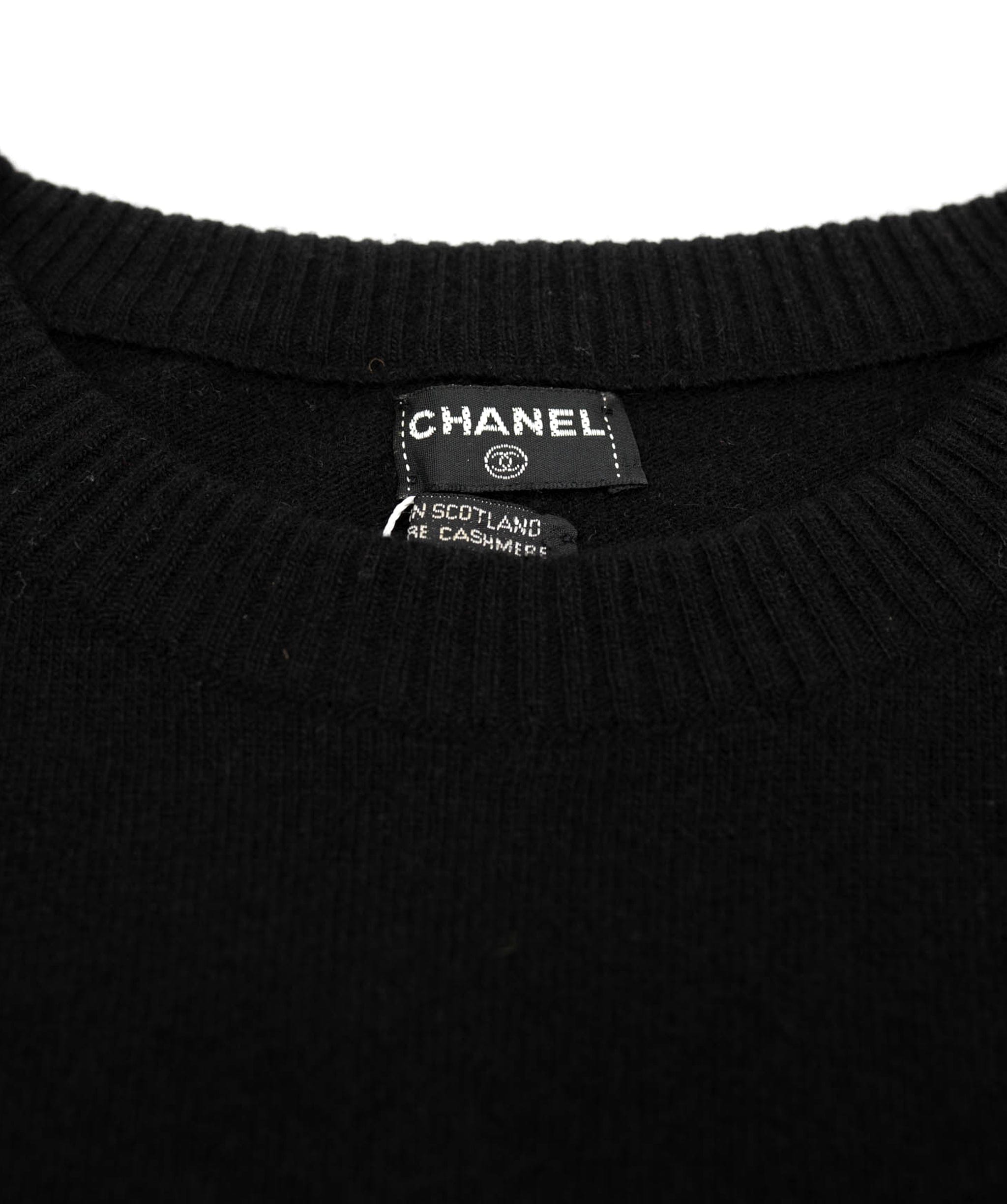 Chanel Chanel Vintage Sweater Shoulder Gold Button ASL4691