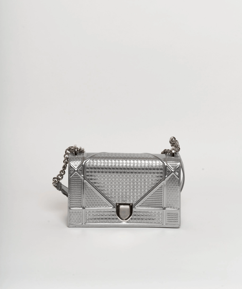 Dior Diorama Mini Silver Bag ○ Labellov ○ Buy and Sell Authentic