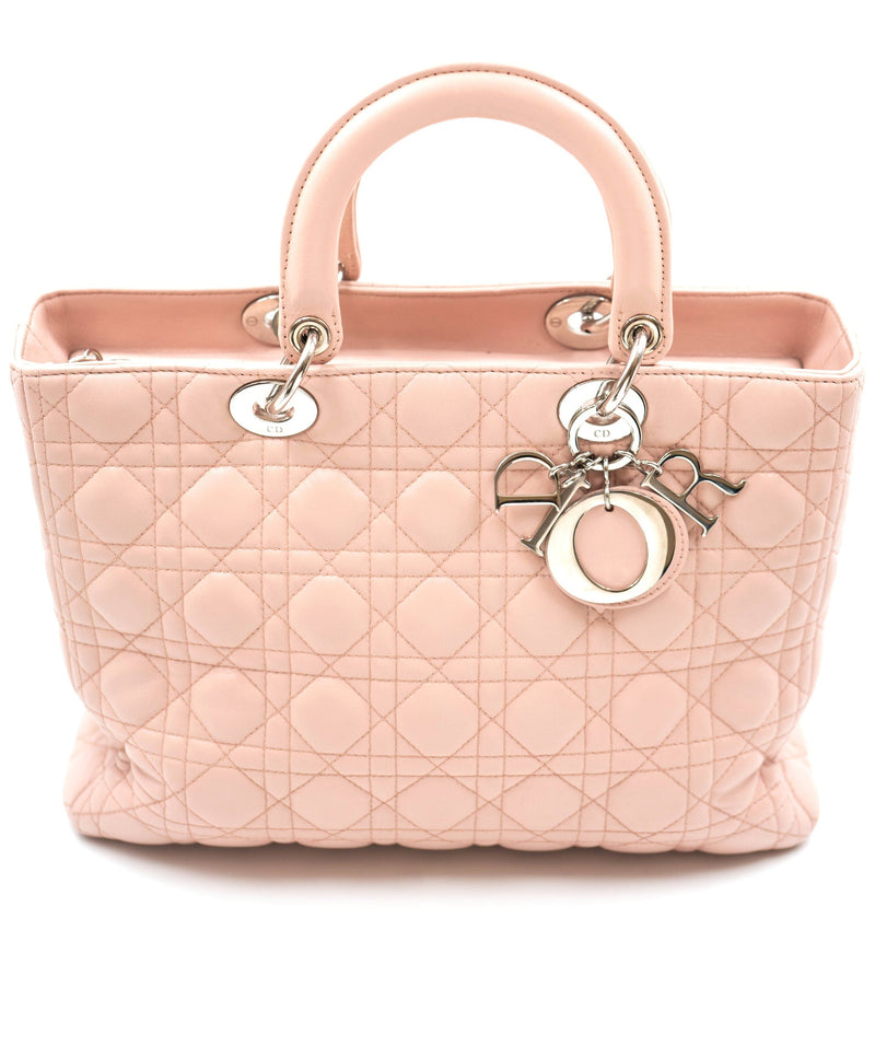 Christian Dior 'Lady Dior' pink handbag - the one that I been wanted to  buy!!! | Bags, Handbag, Dior bag