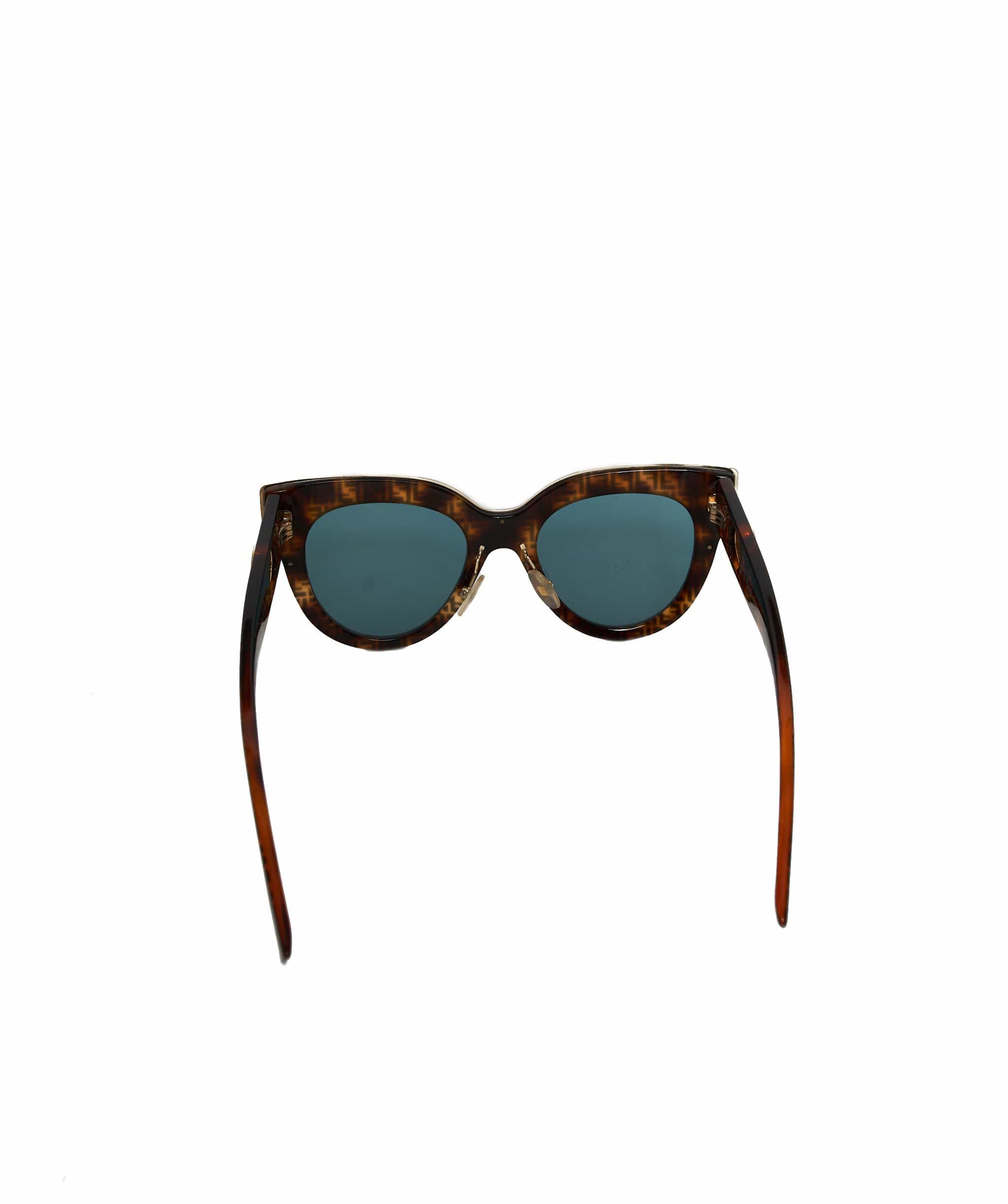 Fendi Fendi Zucca Cat Wing Sunglasses - AGL1197