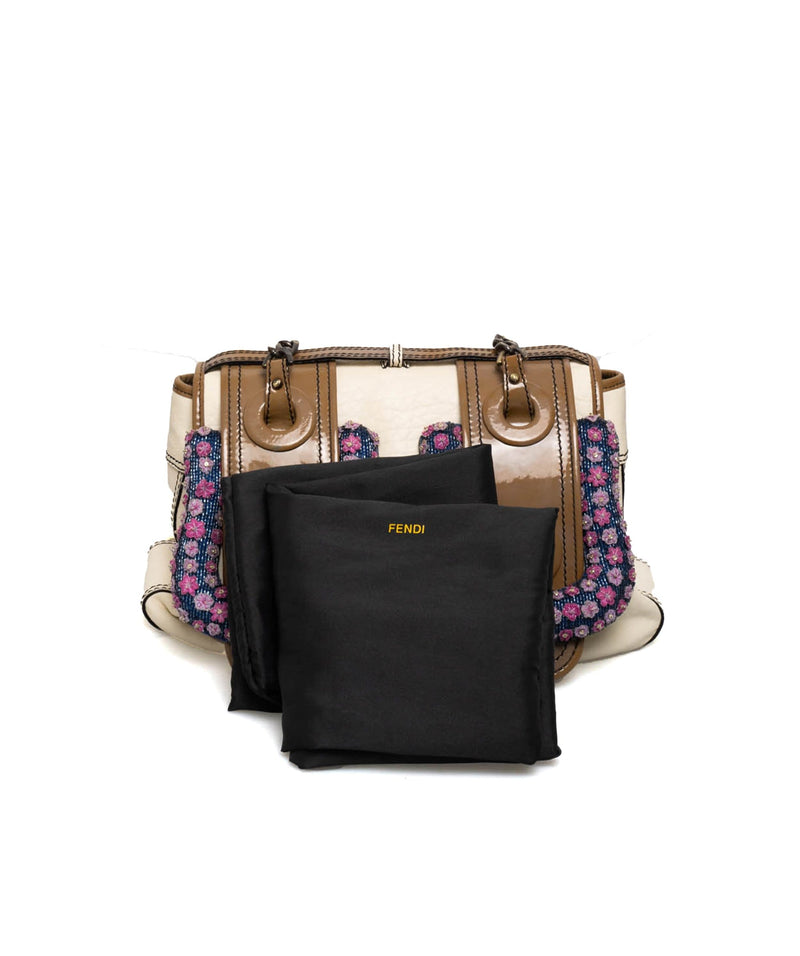 Fendi Fendi B Buckle Limited Edition Bag - AWL1883