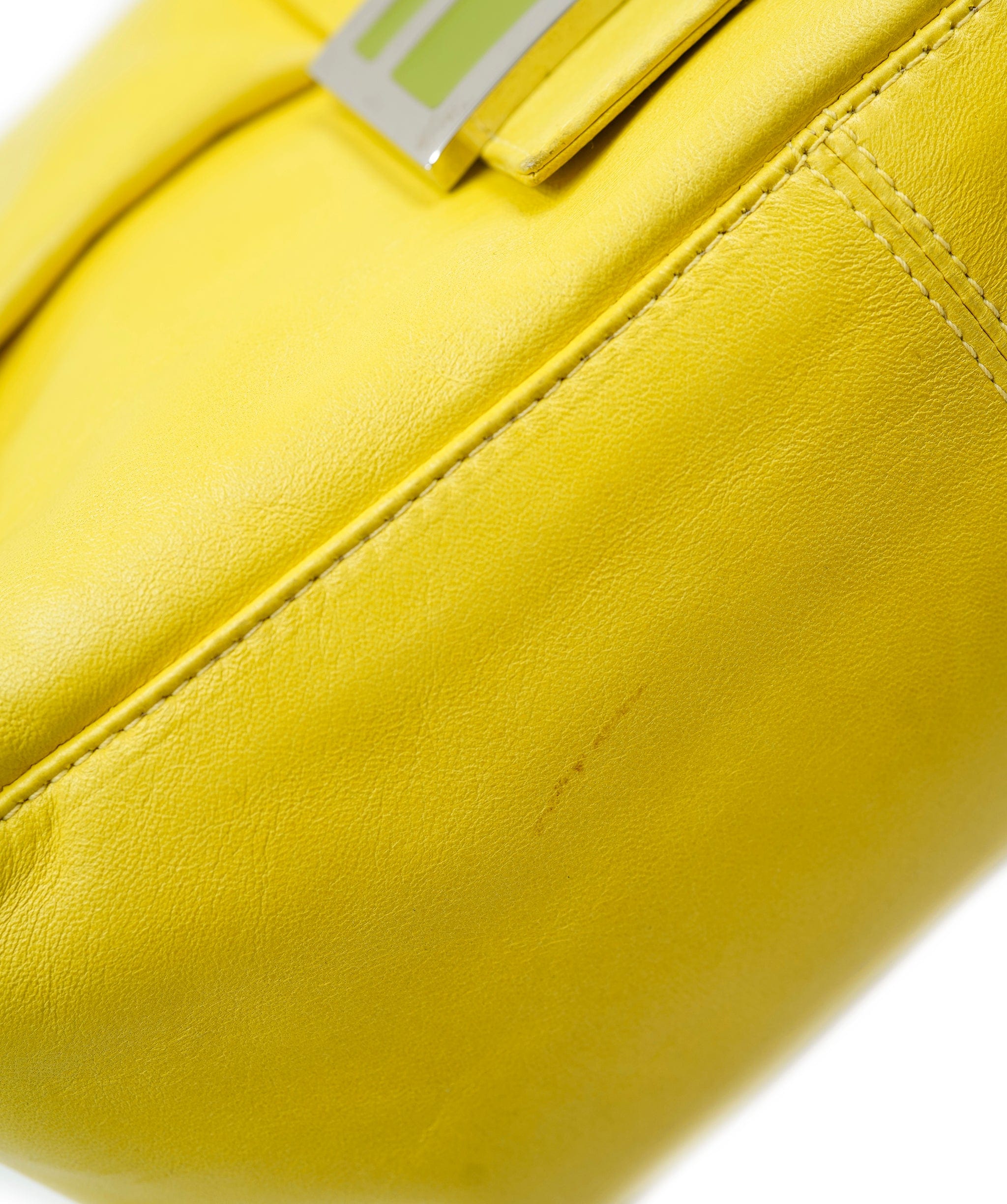 Fendi Fendi Mamma Baguette Yellow ASL5145