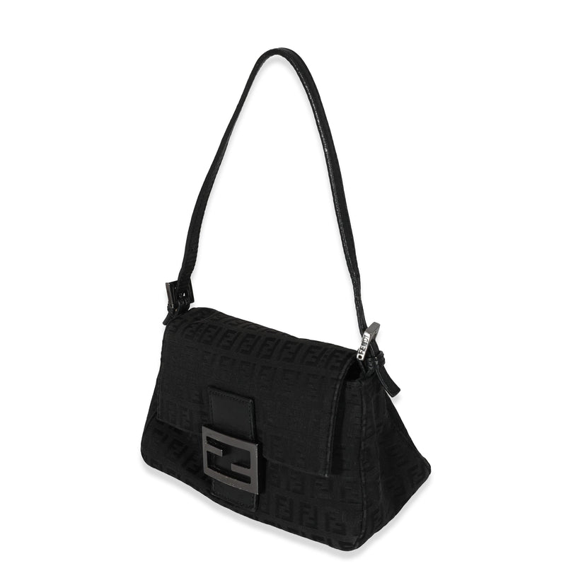 Fendi Chainstrap Forever Mini Pochette Bag in Black