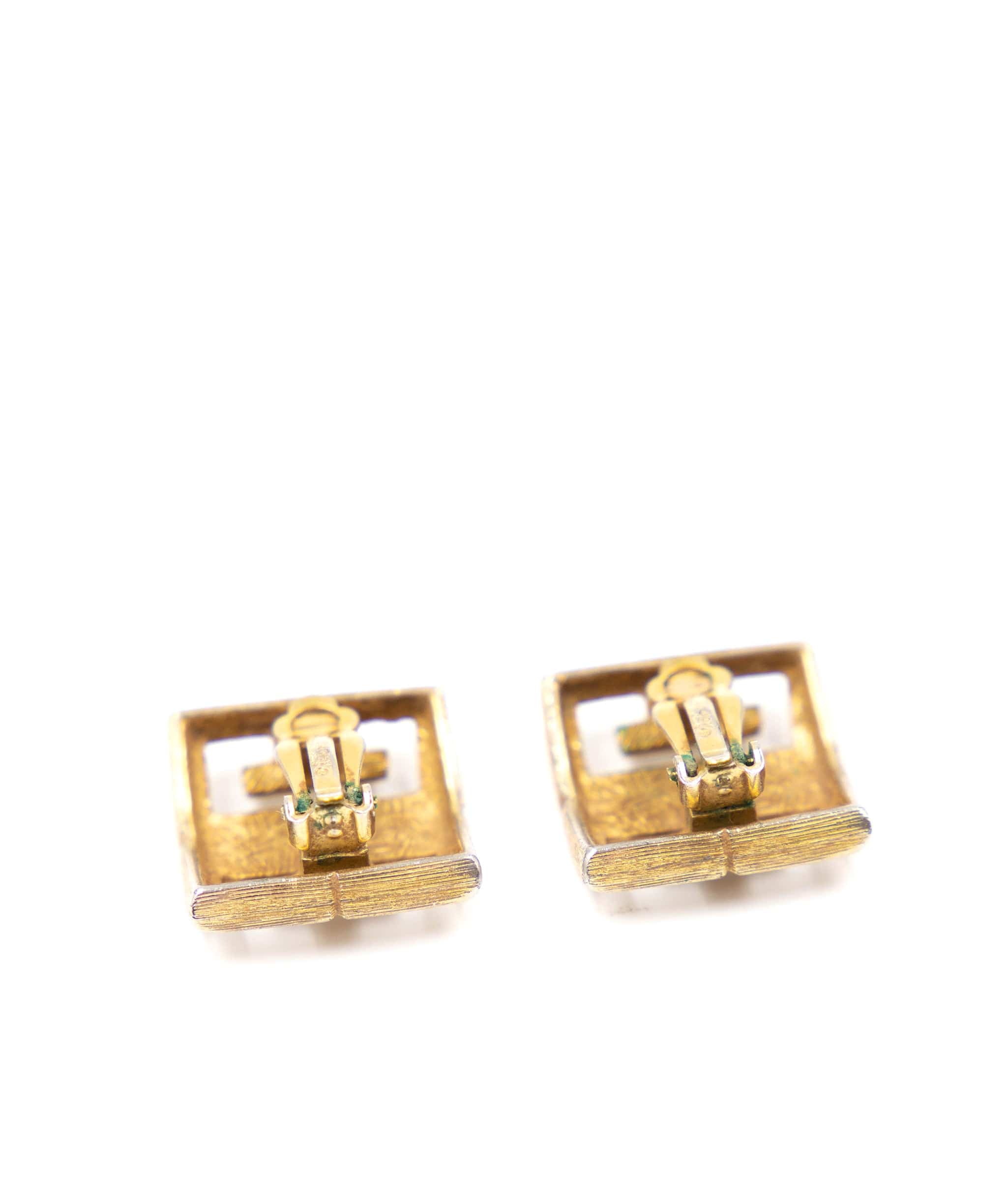 Givenchy Vintage Givenchy anagram square earrings, gold AEL1037
