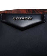 Givenchy Givenchy Antigona ADC1002