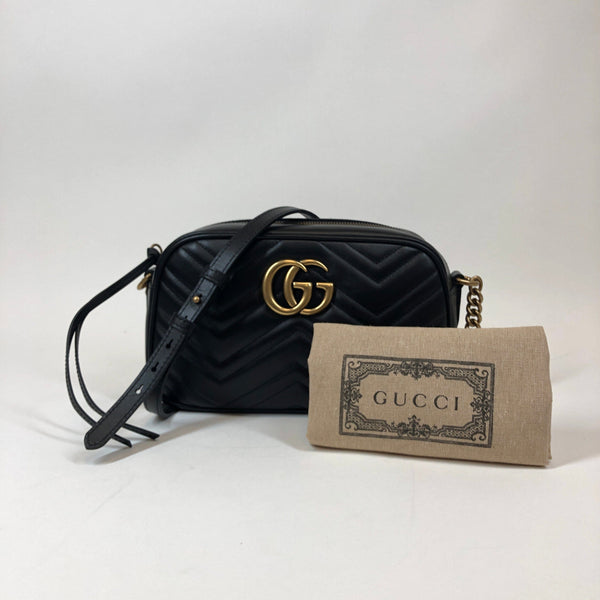 Gucci marmont discount camera bag black