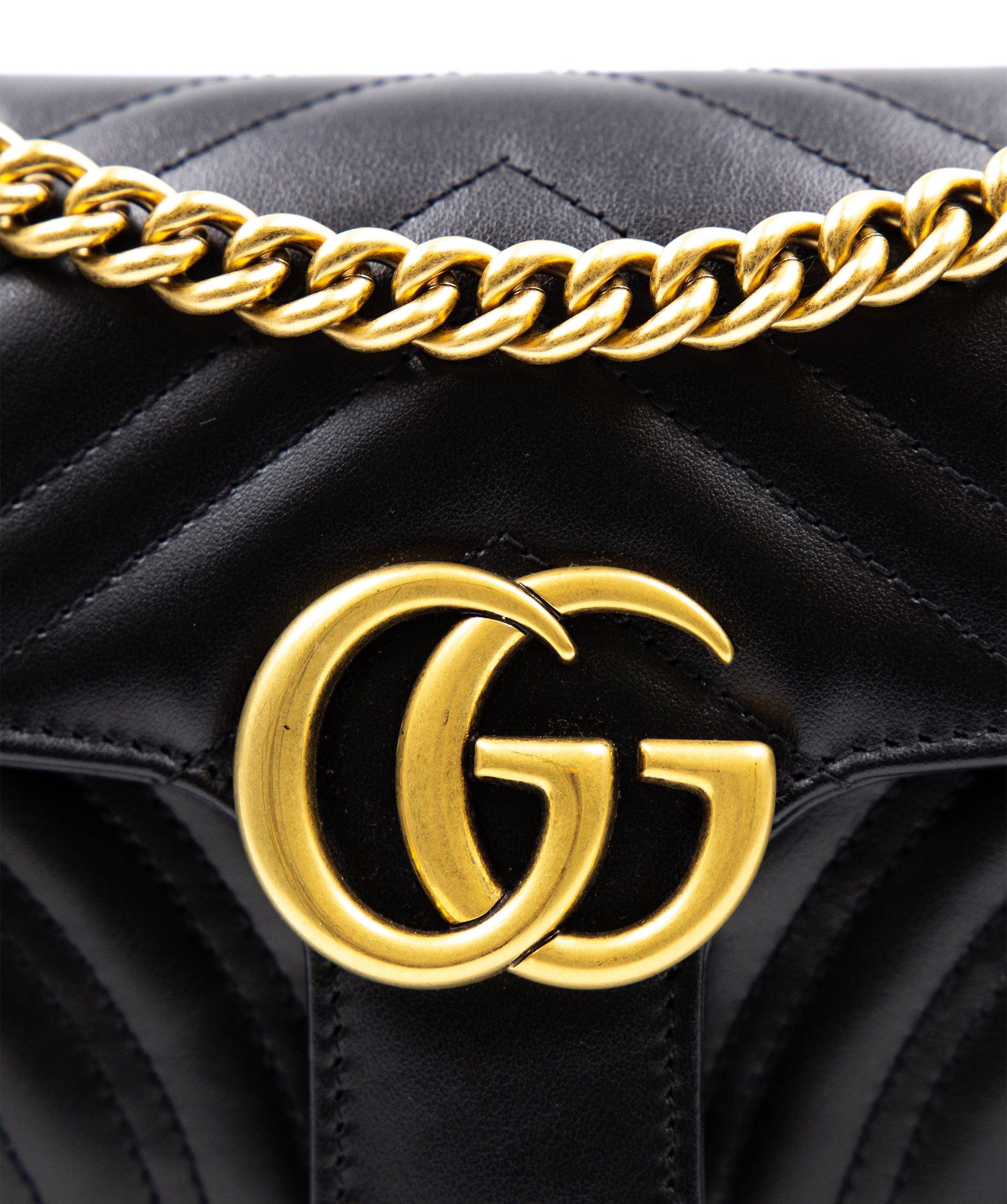 Gucci GG Marmont small matelassé shoulder bag with GHW - AWL3546