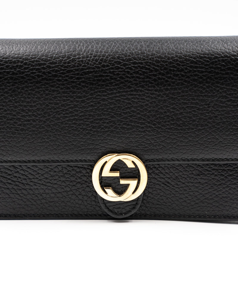 Gucci Gucci Black Leather GG Crossbody Bag  - AGL2061