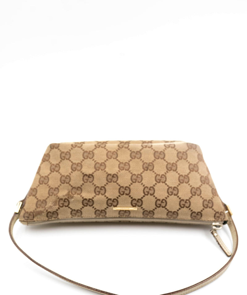 Gucci Gucci Canvas beige pochette bag. AGC1402