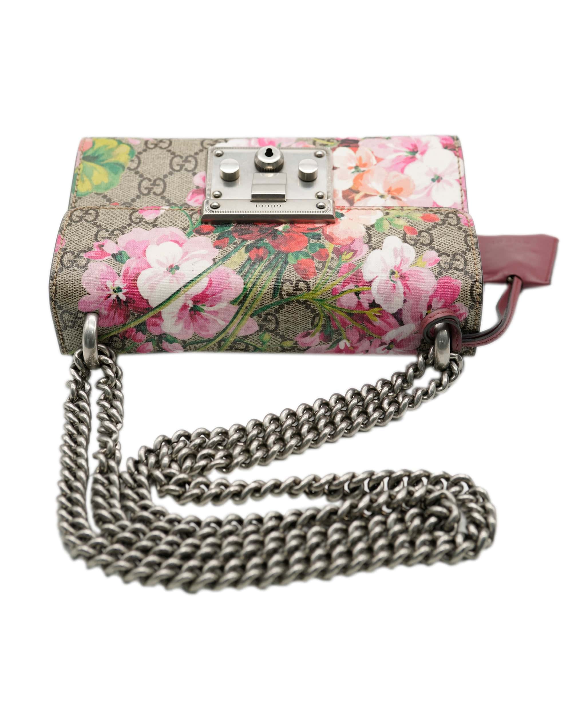 gucci bloom collection bags