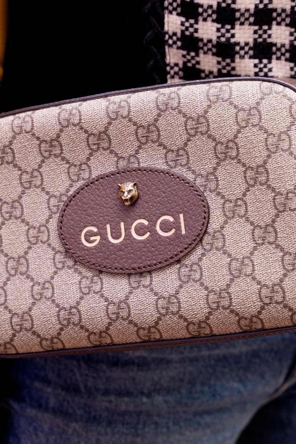 Gucci Gucci GG Supreme Canvas Crossbody Bag GHW  - AGL1604