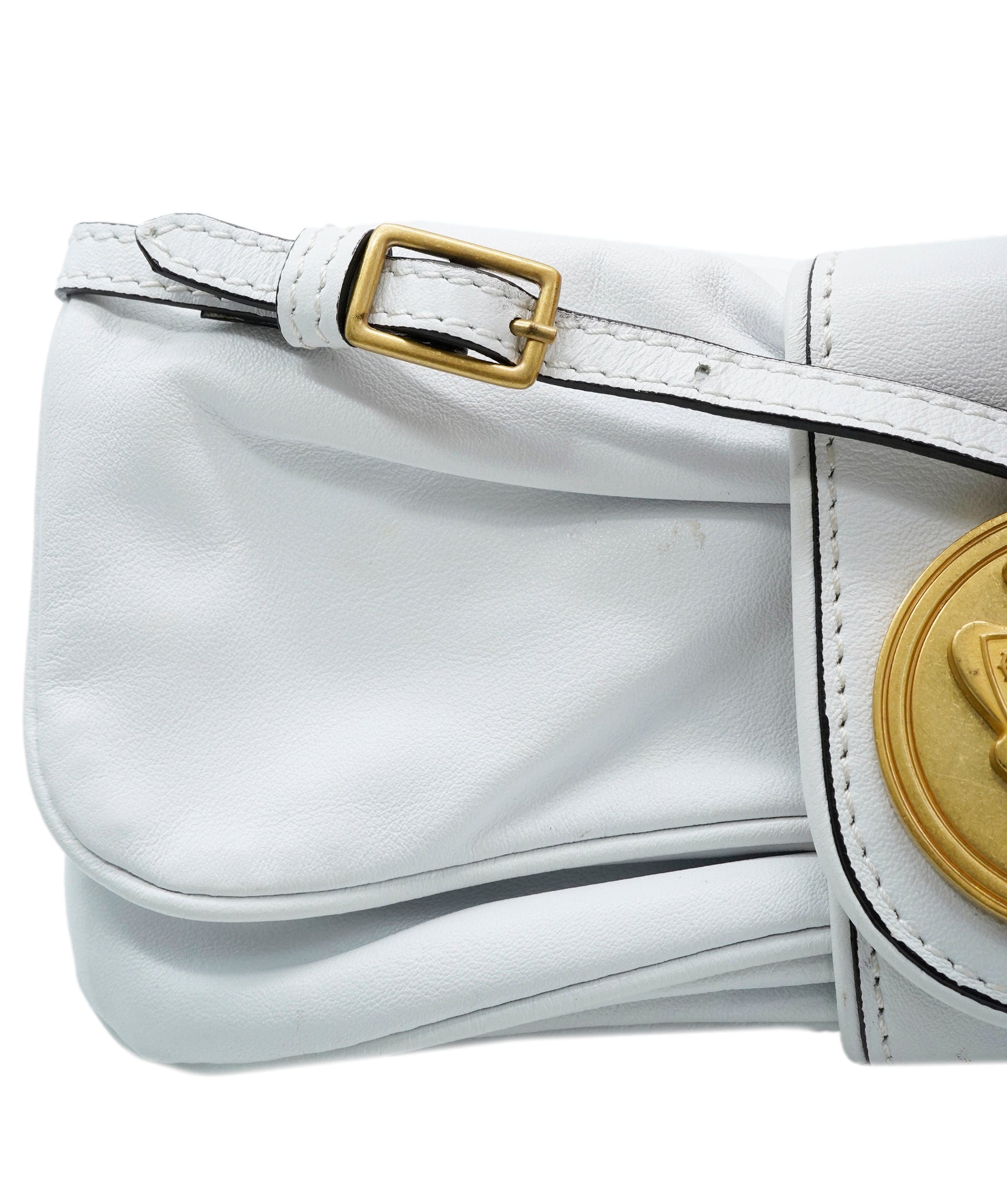 Gucci Gucci Hysteria White Medallion Clutch  - ADL1151