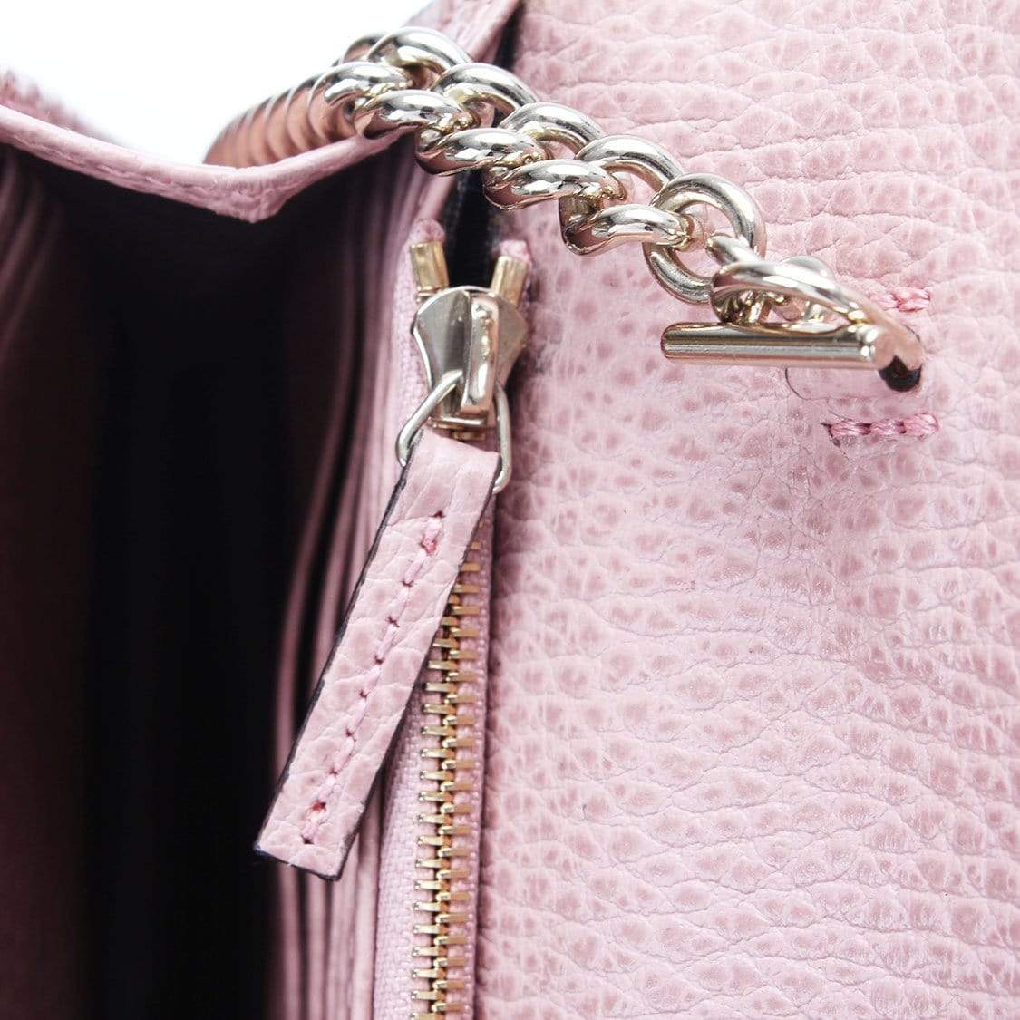 Gucci Gucci Interlocking GG Wallet On Chain