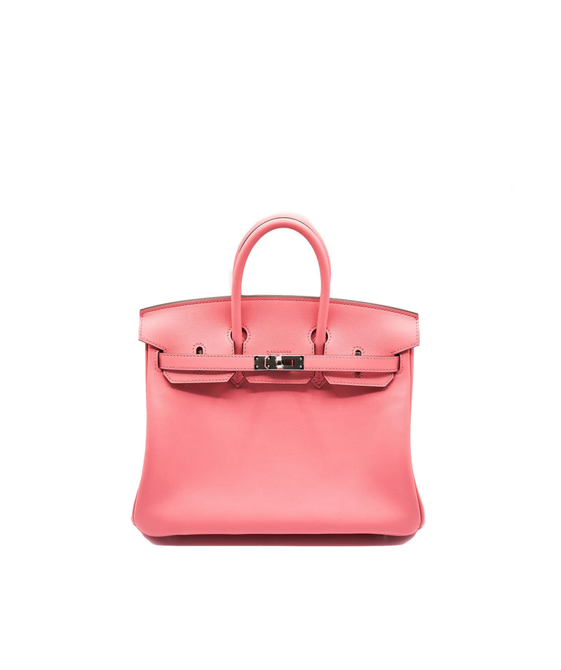 Time for your daily dose of cuteness! 🥰 Our Brand New Birkin 25