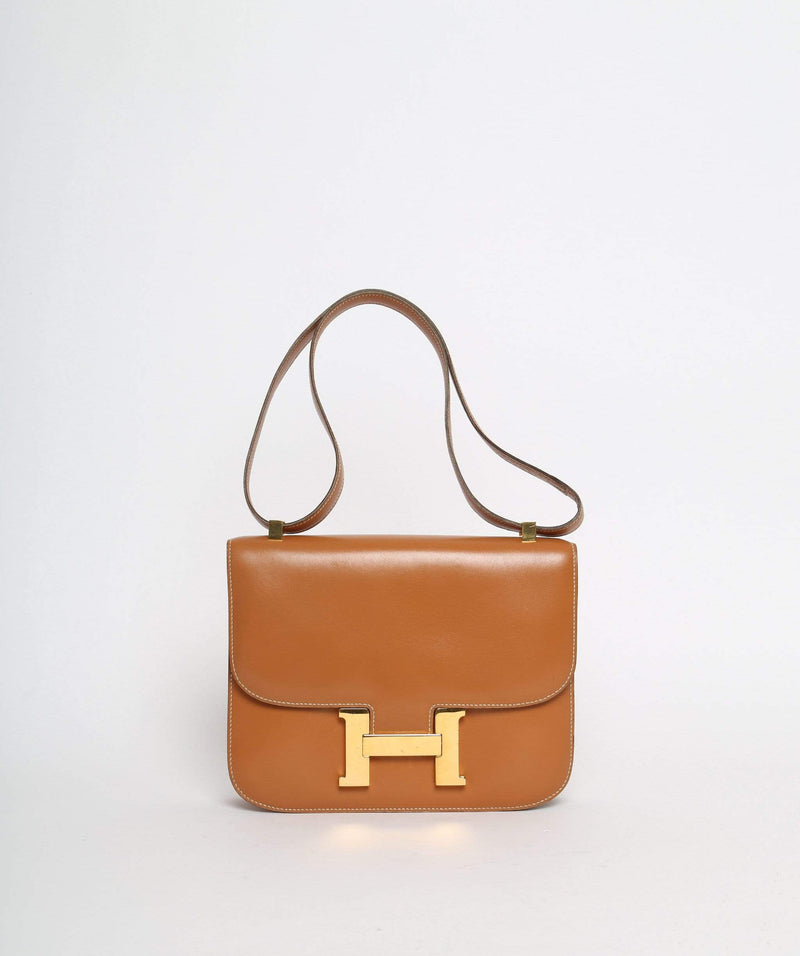 HERMÈS Constance 24 shoulder bag in Black Box calfskin with Lizard Gold  hardware-Ginza Xiaoma – Authentic Hermès Boutique