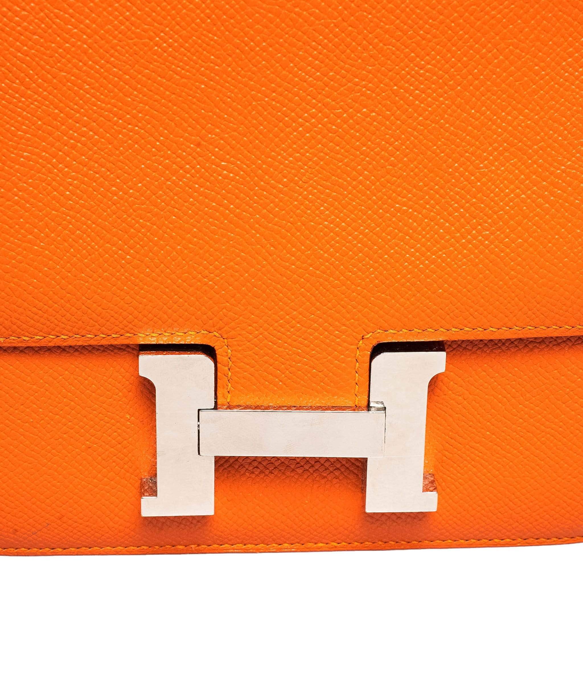 Hermès Hermès Feu Epsom Leather Constance 18 PHW - AGL1354
