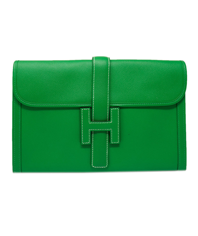 Hermes green Jige clutch, white contrasing stitching - AEC1079 –  LuxuryPromise