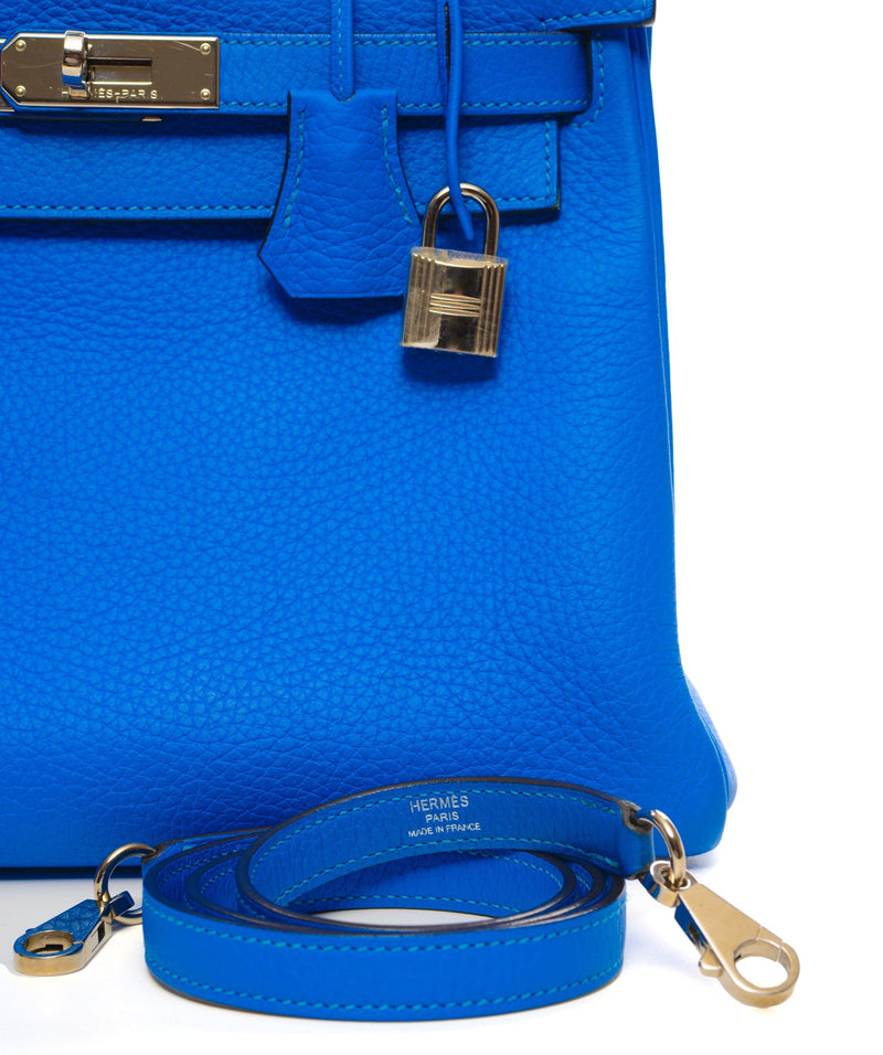 Hermès Kelly Thalassa Clemence Handbag