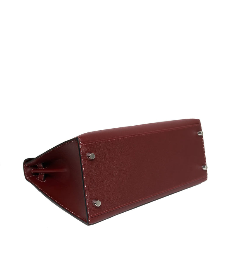 Kelly 28 leather handbag Hermès Burgundy in Leather - 35702158