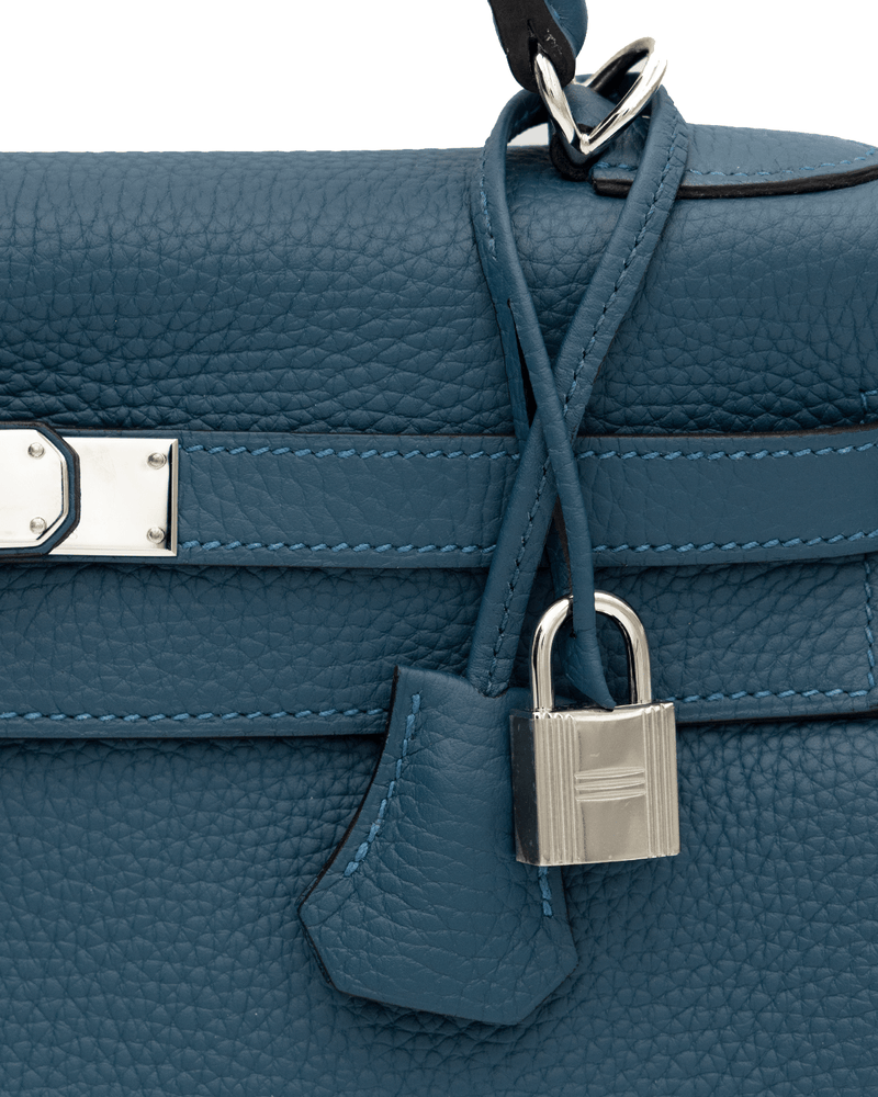 Hermes Kelly 32 e Blue Colvert Clemence PHW SYL1001 – LuxuryPromise