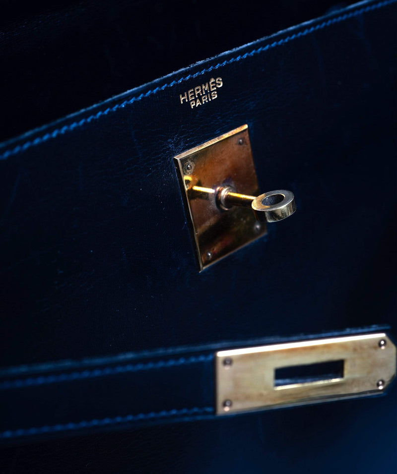 Hermes Kelly Box Leather Navy 32cm - ADL1385 – LuxuryPromise