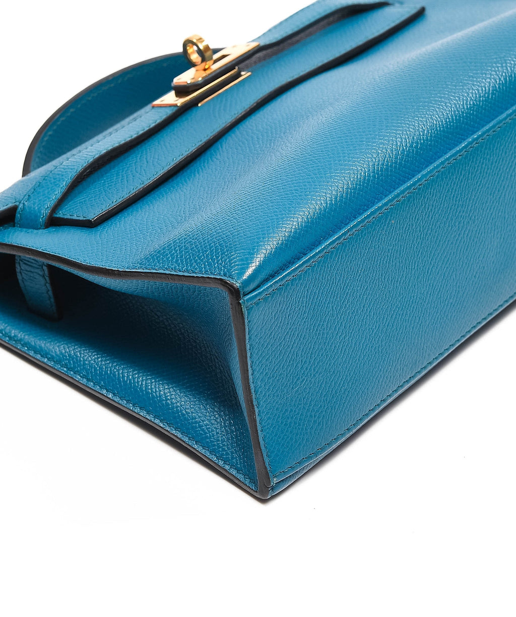 Hermes Blue Izmir Gold Kelly Pochette Epsom GHW Clutch Cut Bag