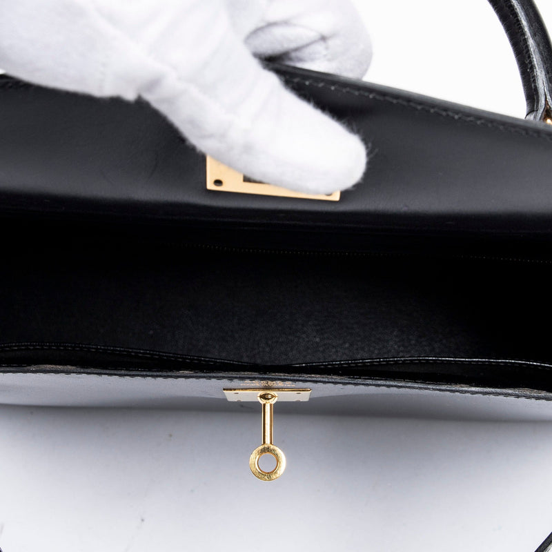 Hermès // Vintage 1988 Noir Box Calf Leather Kelly Sellier 32 Bag – VSP  Consignment