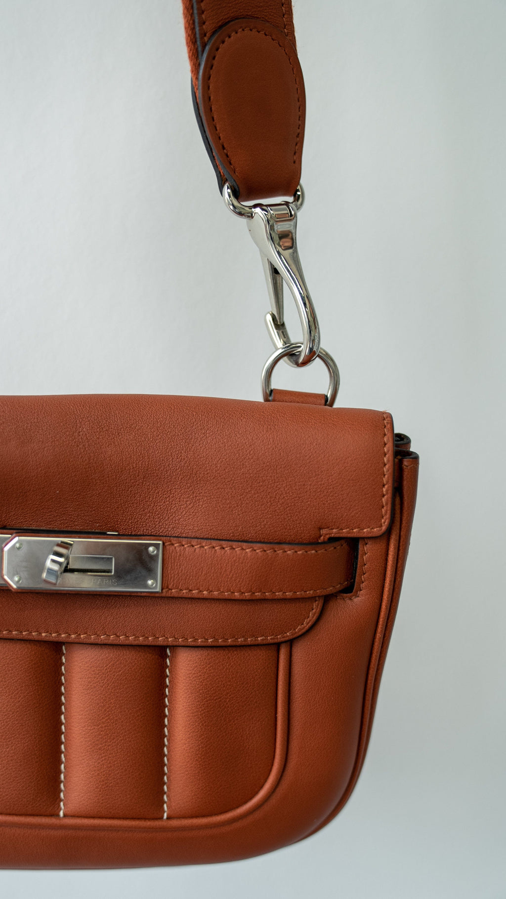 Hermes Berline leather handbag - ShopStyle Shoulder Bags