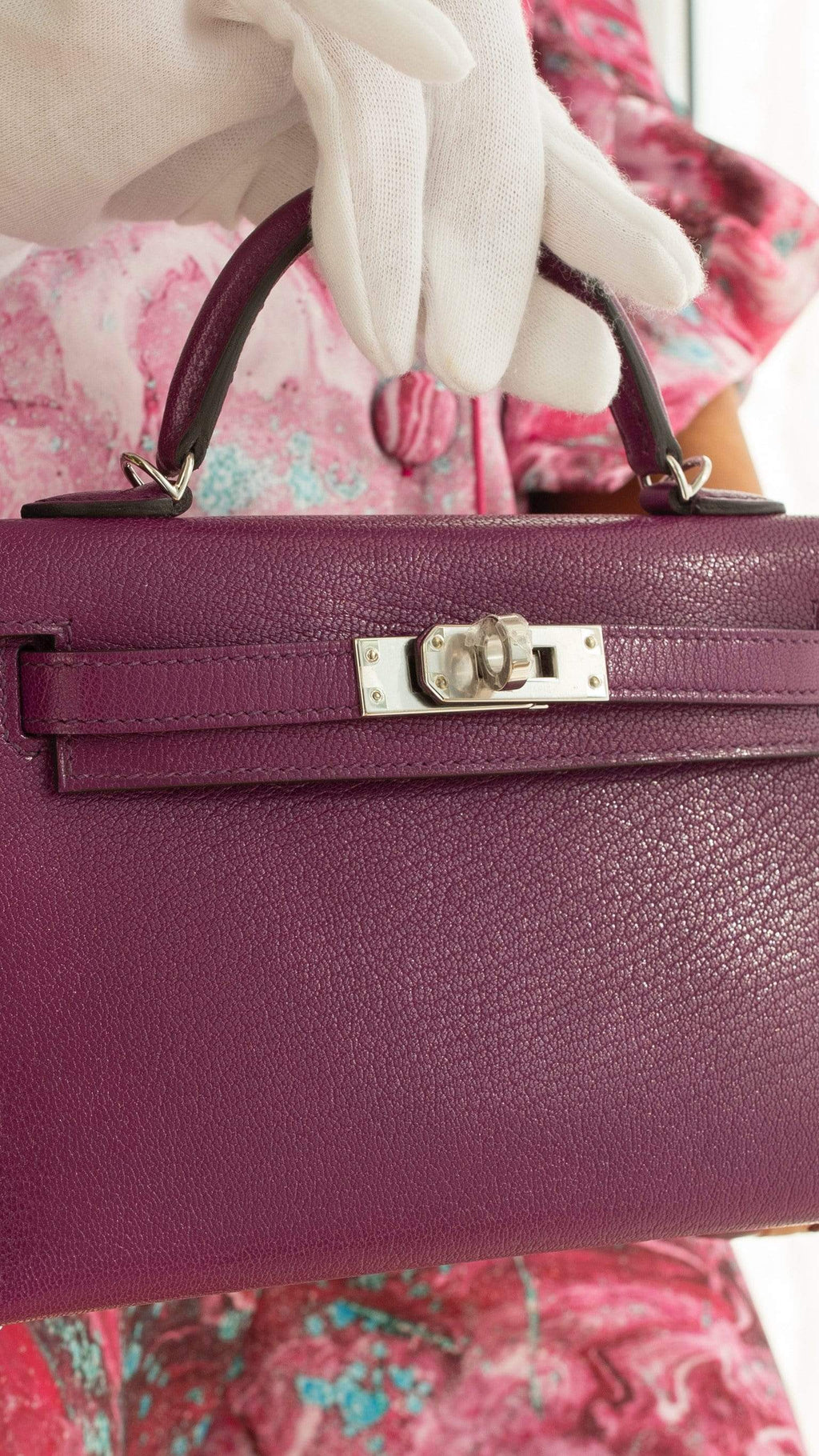 Hermès Mini Kelly Sellier 20 In Anemone Chèvre With Permabrass Hardware in  Purple