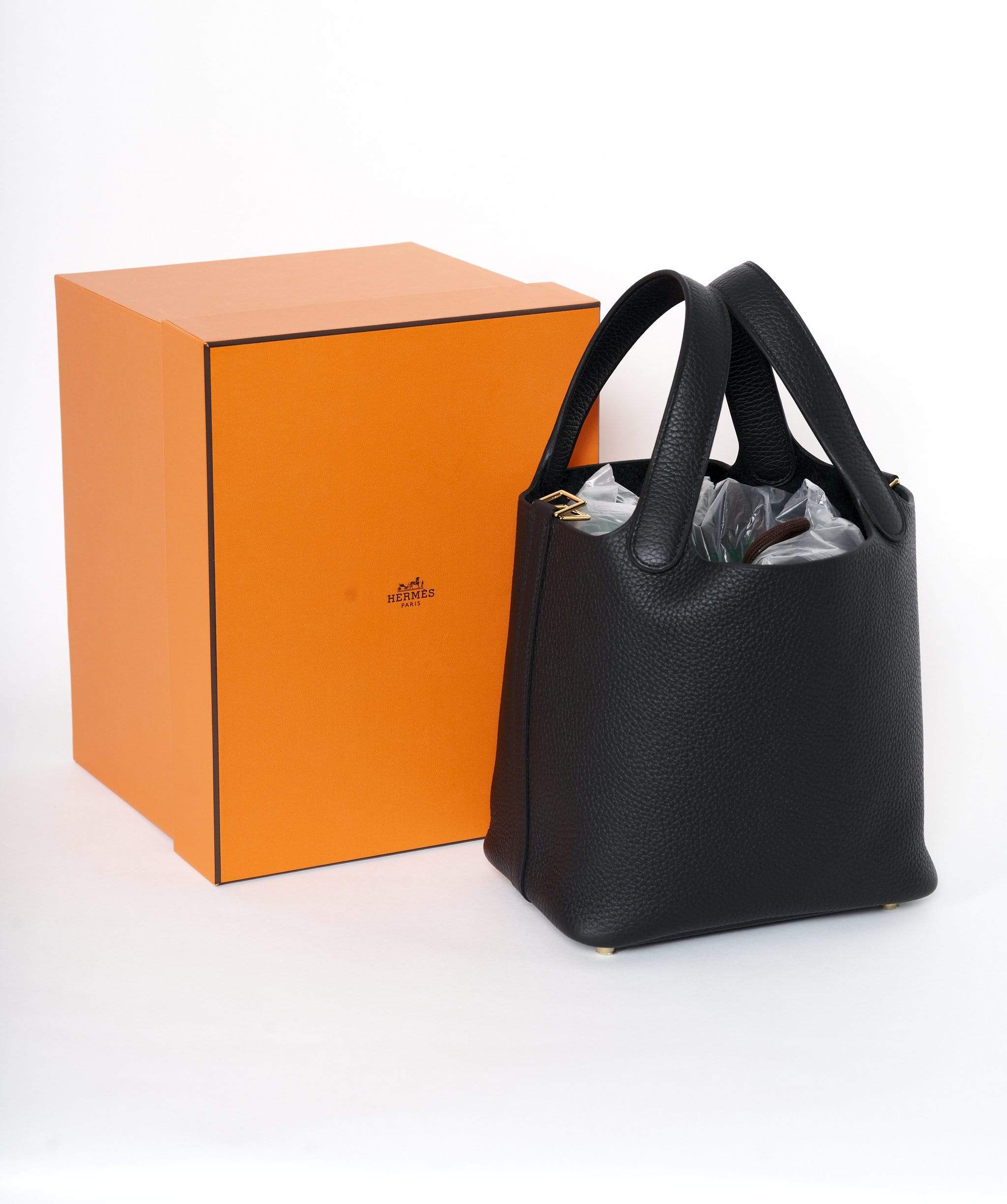 Hermès Hermes Picotin 18 Black clemence ghw