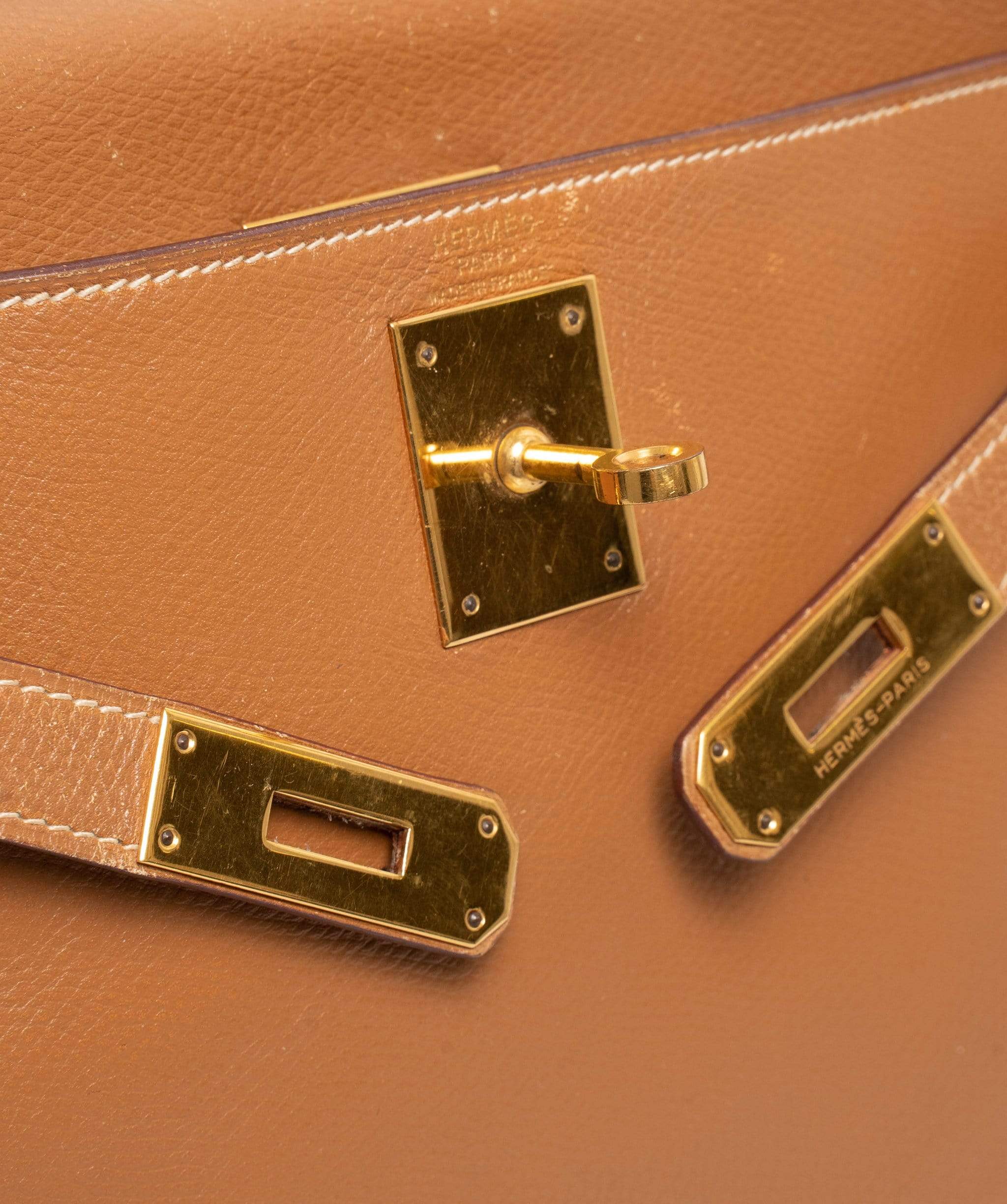 Hermès Hermes Vintage Kelly Gold Courchevel 28 with GHW - AWL1724