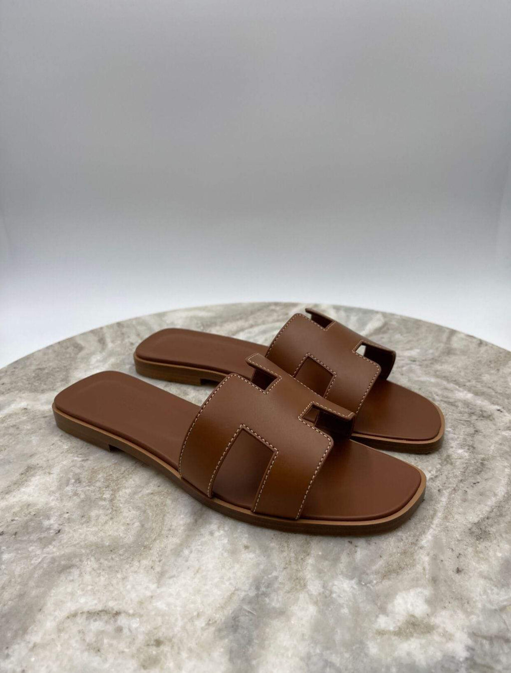 Gold discount oran sandals