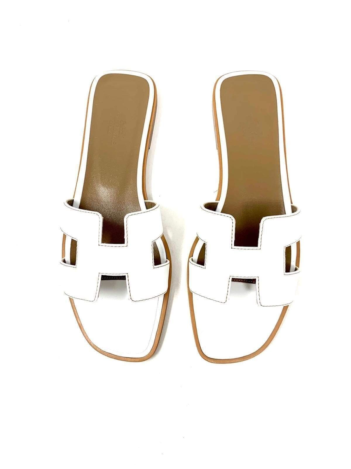 Hermès Hermès Oran Ladies Sandal Blanc Piqûres Havane