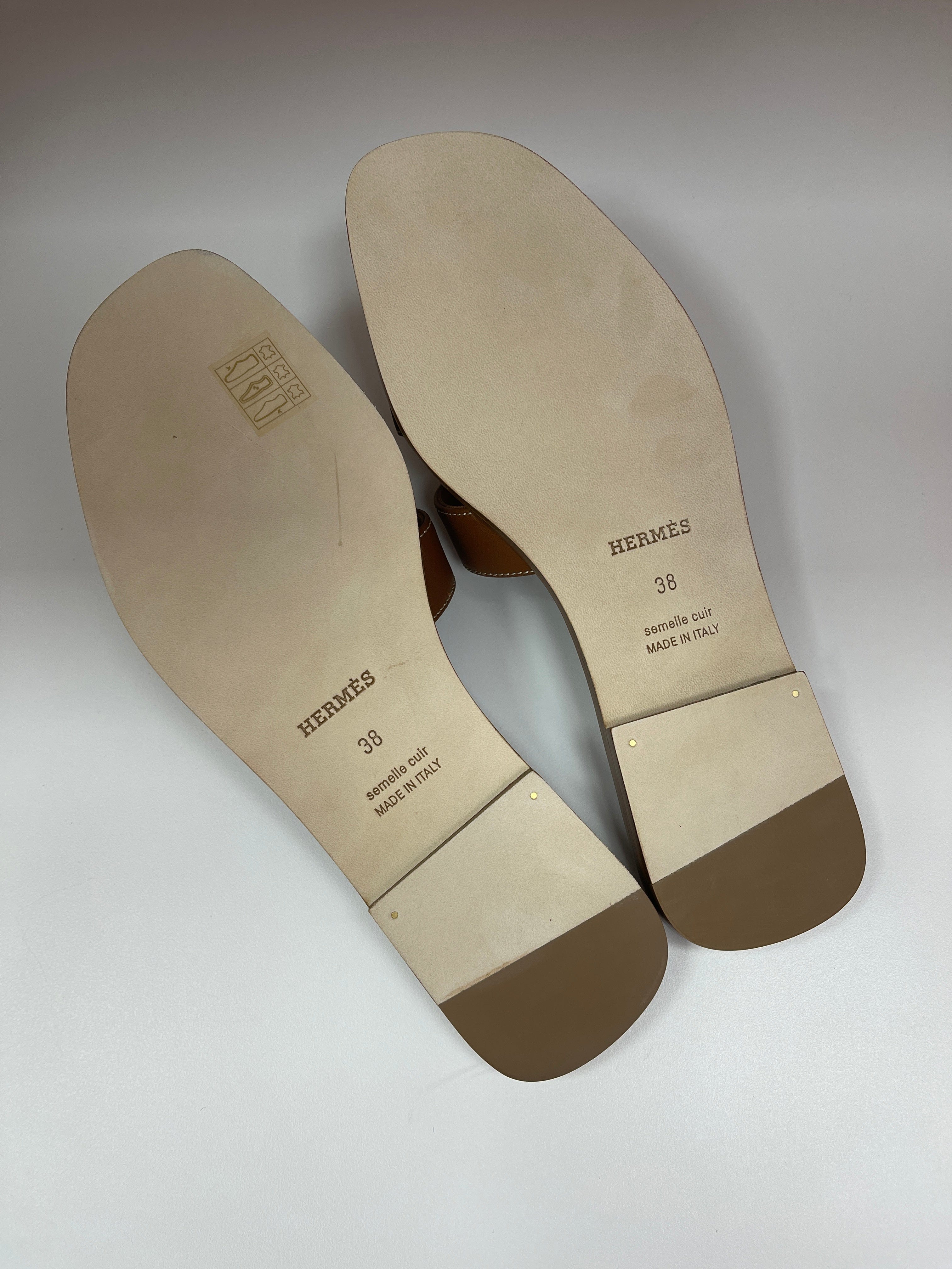 Hermès Hermes Oran Sandals - Gold 38 SKL1083