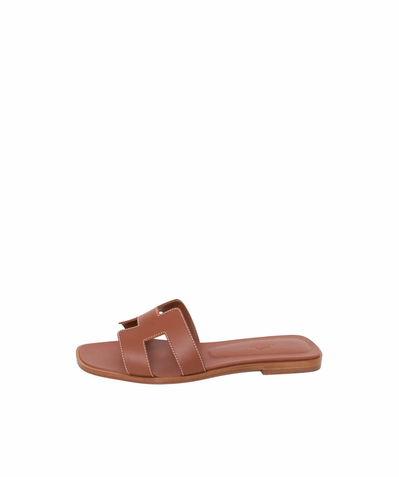 Hermès Hermès Oran Sandals Gold Size 39 - ASL1321