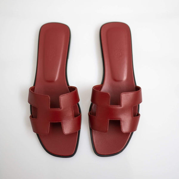 Hermes classic Oran sandals in epsom Rouge H