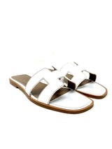 Hermès Hermes oran sandals white 38- ASC1009
