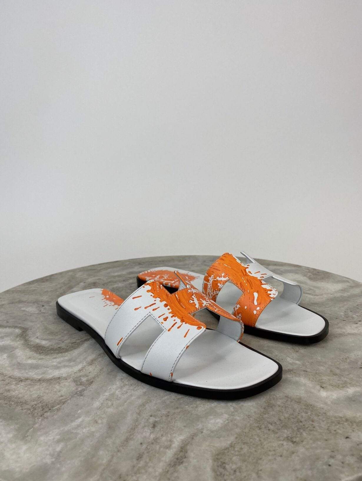 Hermès Hermes Orange & White "Splash" Oran Sandals LV-SHU-132 - AGC1094