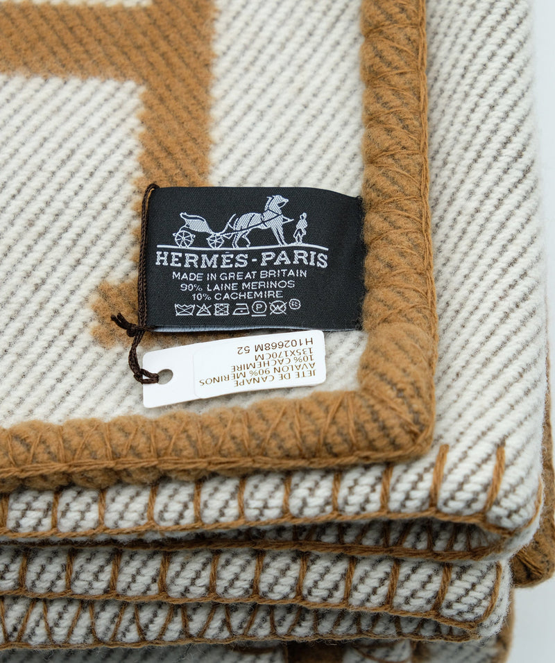 Hermès Hermes Avalon Blanket Beige RJC1379