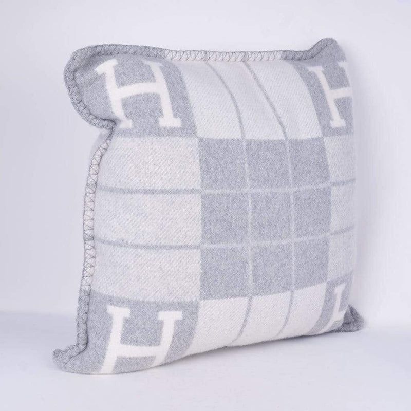 Hermès Hermes Avalon pillow grey