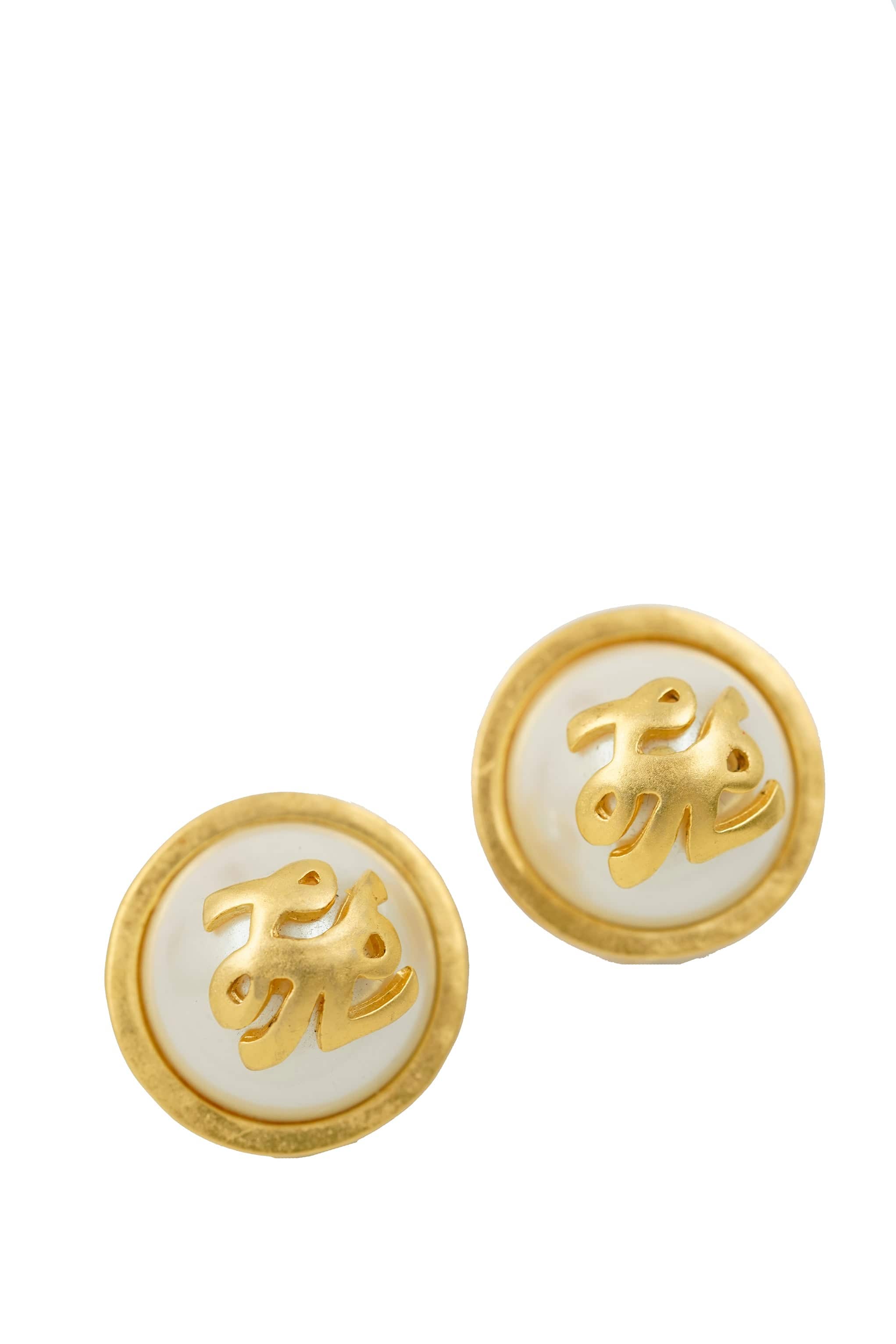 Karl Lagerfeld Karl Lagerfeld logo pearls earrings - AWL4203
