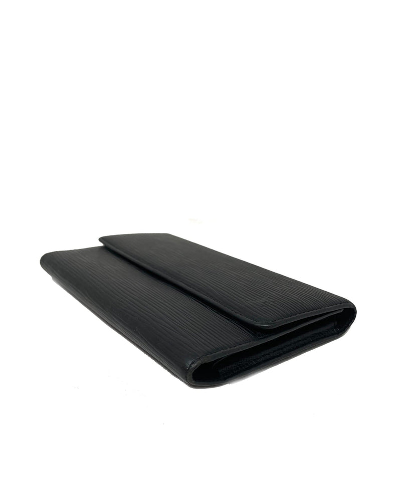 Louis Vuitton Louis Vuitton Black Epi Leather Wallet - AGL1275