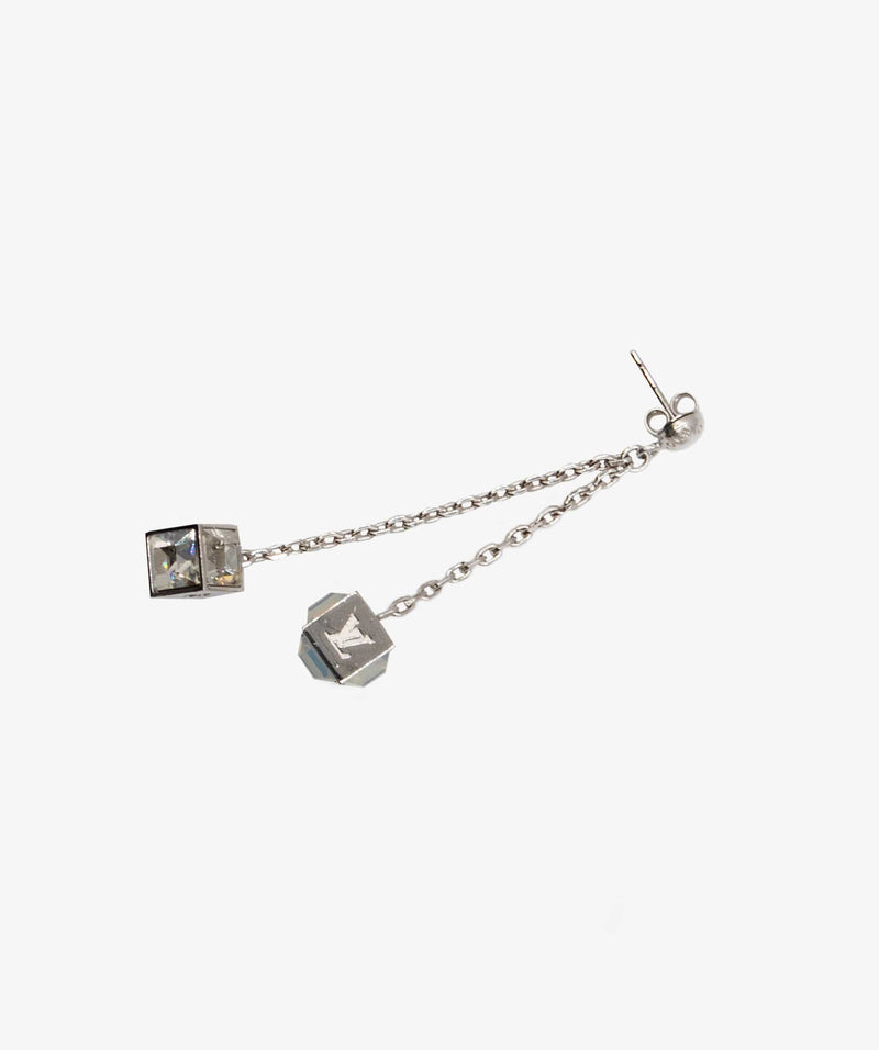 Louis Vuitton Silver Crystal Gamble Drop Earrings Metal ref.817842 - Joli  Closet