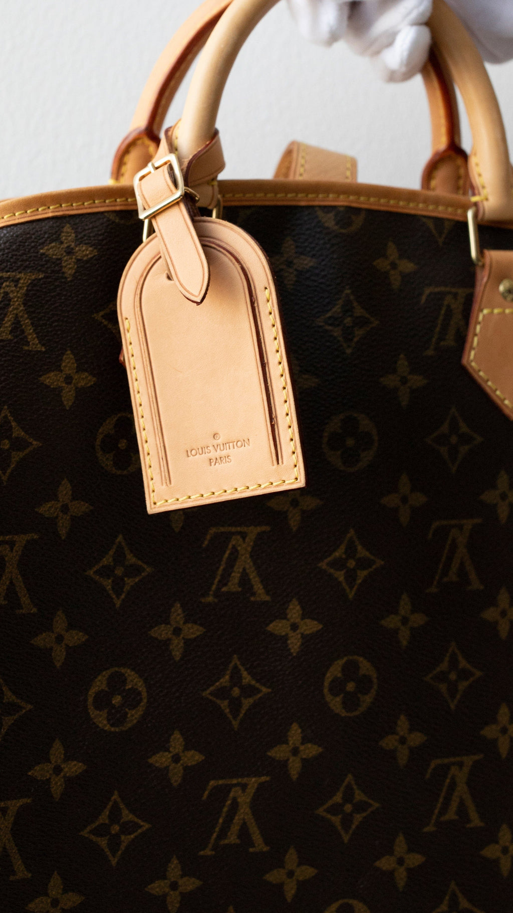 Louis vuitton online hanger