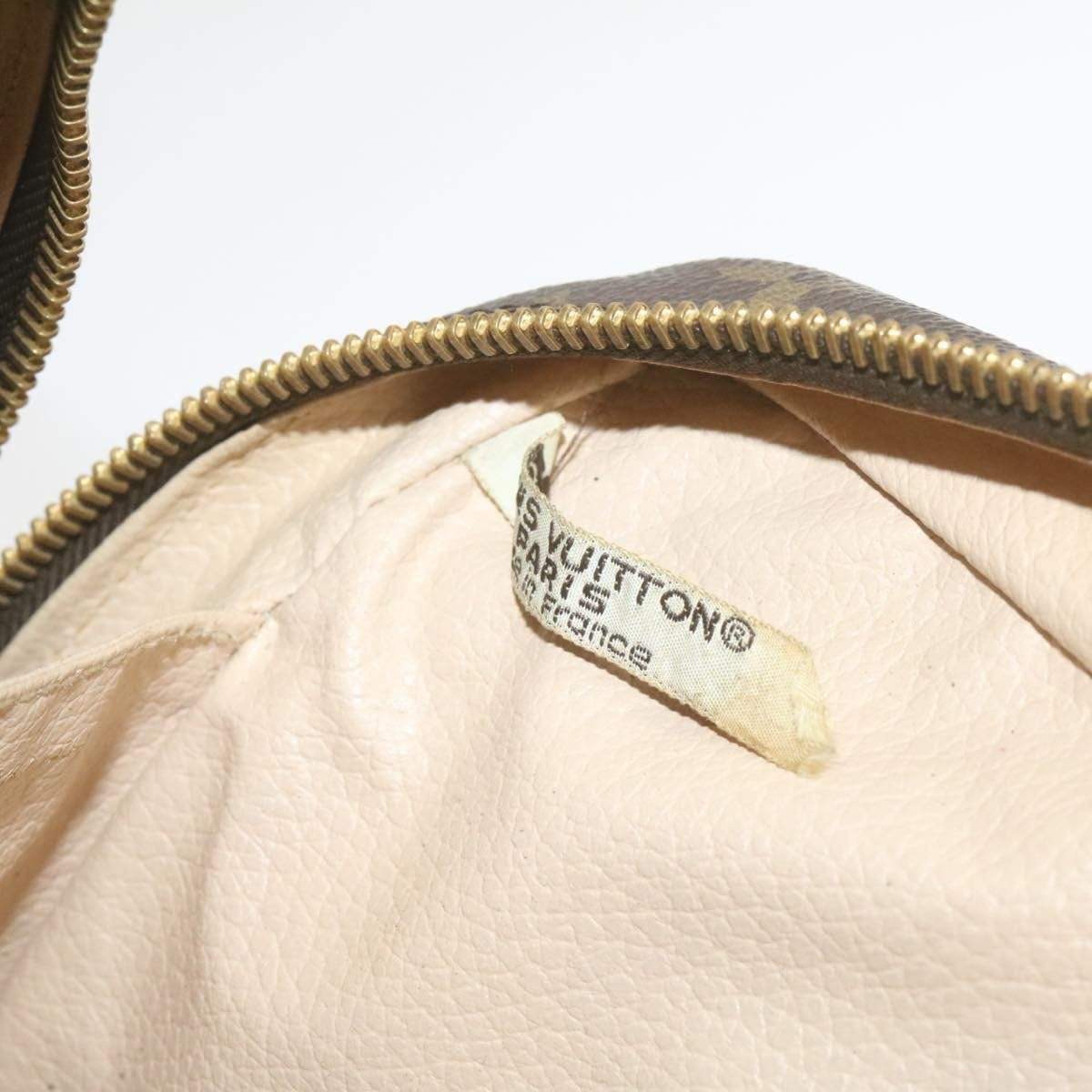 Louis Vuitton LOUIS VUITTON Monogram Trousse Toilette 23 Clutch Bag 864TH