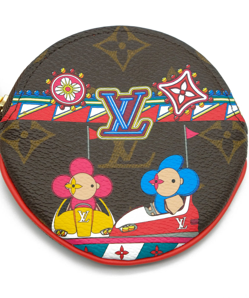 Louis Vuitton Limited Edition Takashi Murakami MOCA Monogram Hands Round  Coin Purse - Yoogi's Closet