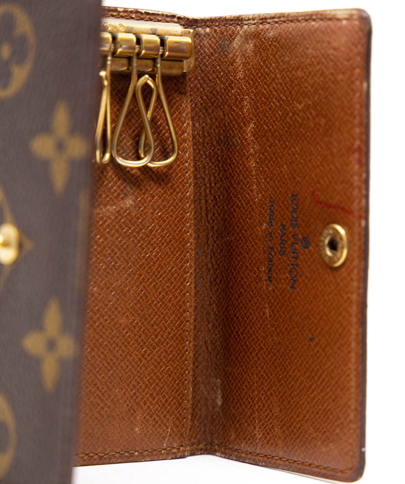 Vintage Louis Vuitton Monogram 6 Key Holder - AWL2396 – LuxuryPromise