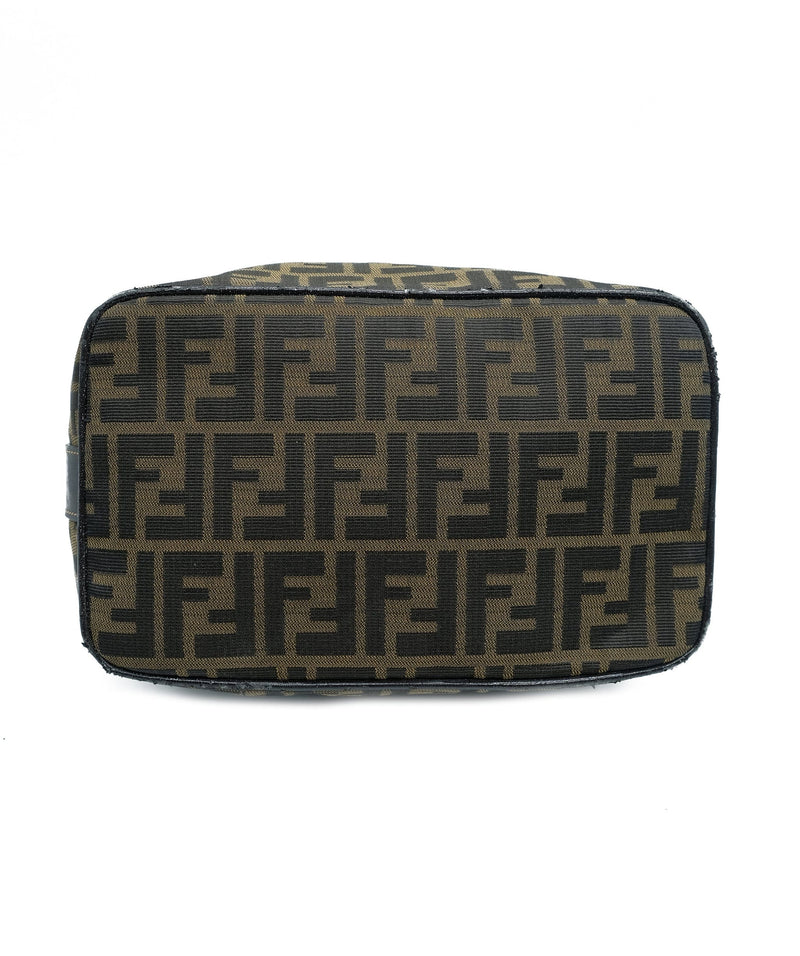 Fendi 2024 monogram clutch